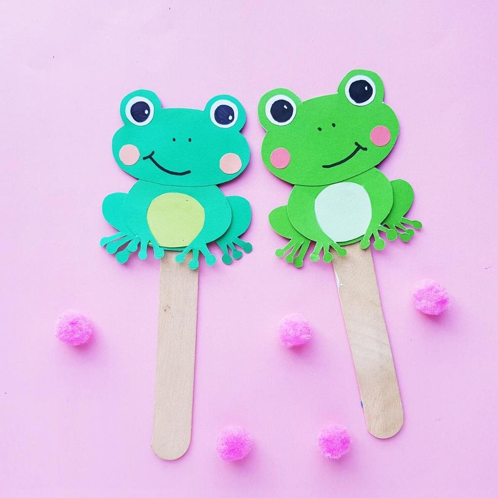 FREE Printable Template For Five Little Speckled Frog Paper Puppets