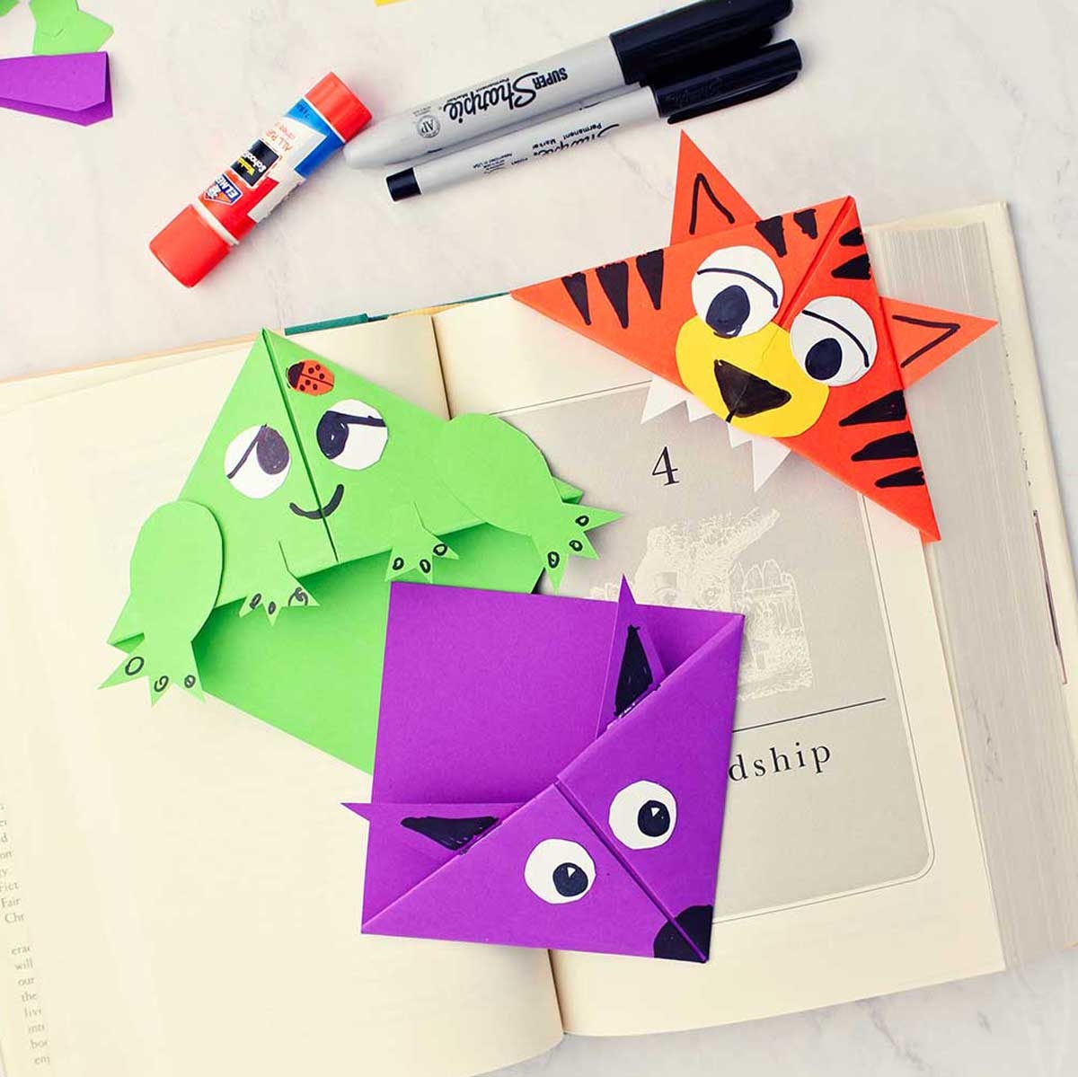 Make Easy Origami Corner Bookmarks Welcome To Nana s